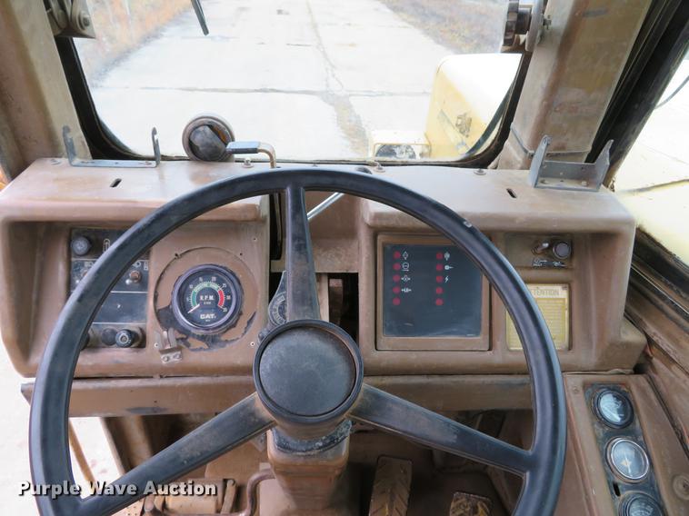 image for item DE5064 1988 Caterpillar 631E conventional scraper