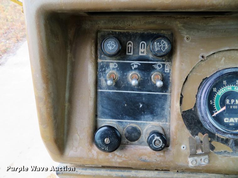 image for item DE5064 1988 Caterpillar 631E conventional scraper