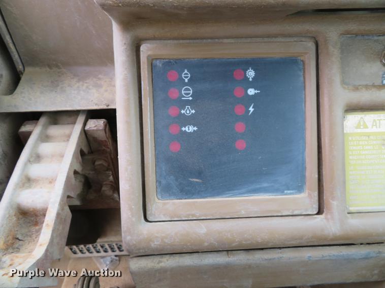 image for item DE5064 1988 Caterpillar 631E conventional scraper