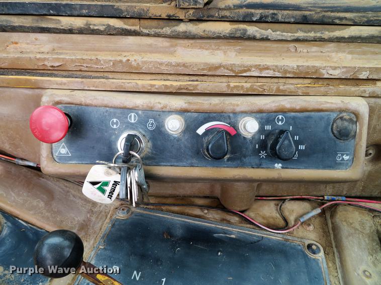 image for item DE5064 1988 Caterpillar 631E conventional scraper