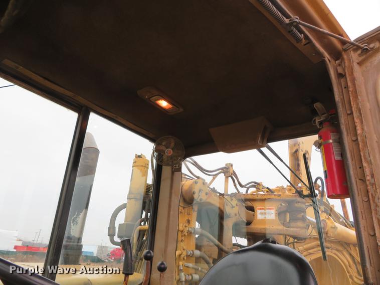 image for item DE5064 1988 Caterpillar 631E conventional scraper