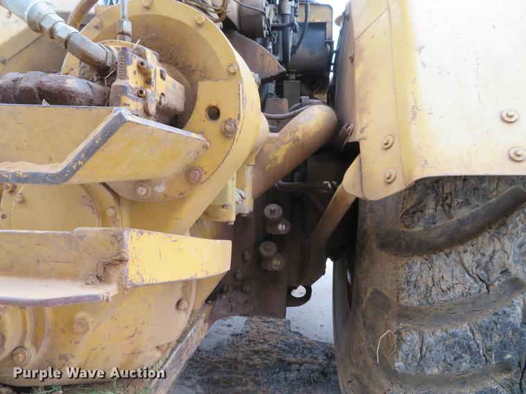 image for item DE5064 1988 Caterpillar 631E conventional scraper
