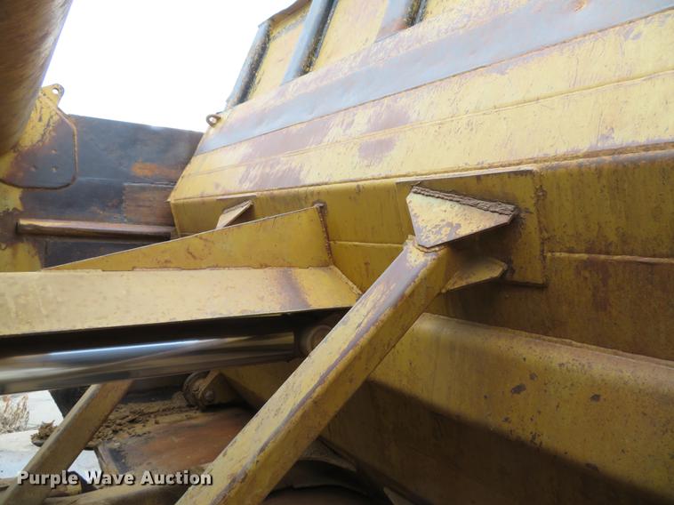 image for item DE5064 1988 Caterpillar 631E conventional scraper