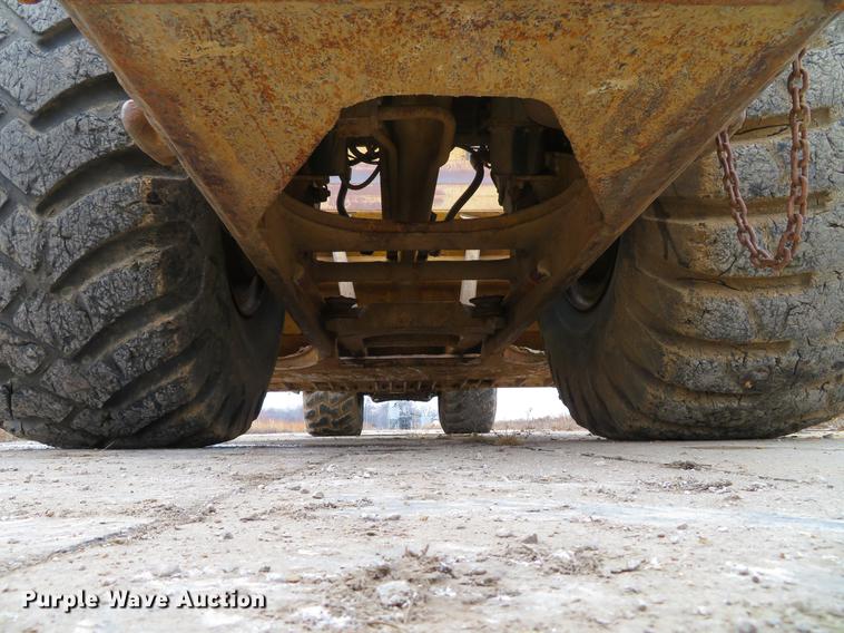 image for item DE5064 1988 Caterpillar 631E conventional scraper