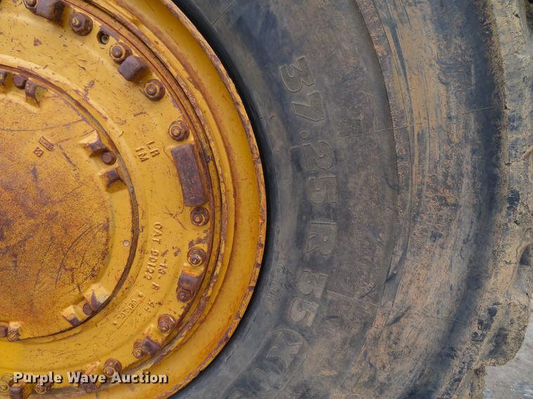 image for item DE5064 1988 Caterpillar 631E conventional scraper