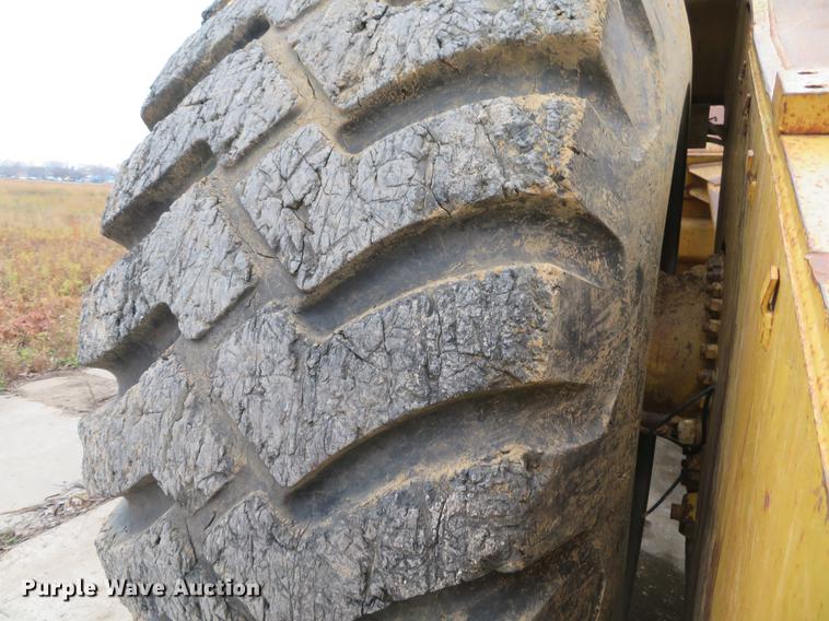 image for item DE5064 1988 Caterpillar 631E conventional scraper