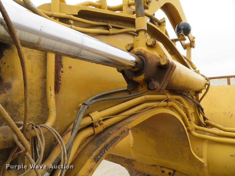 image for item DE5065 1987 Caterpillar 631E conventional scraper