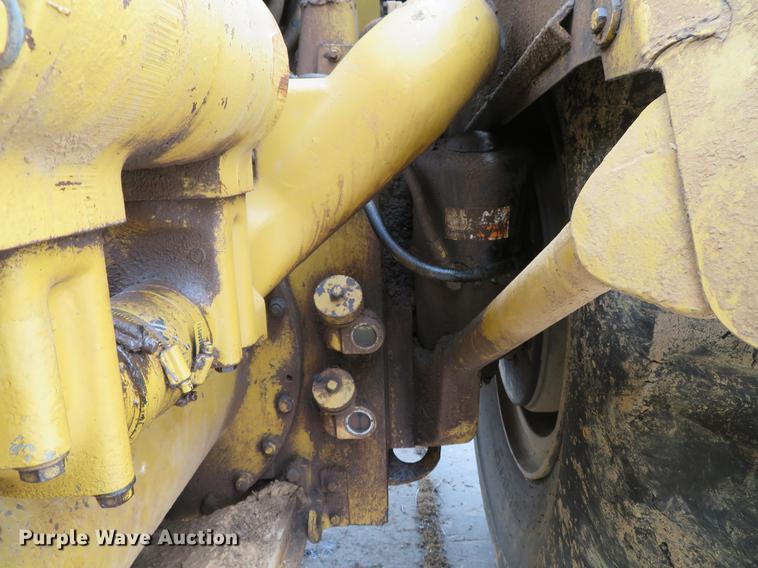 image for item DE5065 1987 Caterpillar 631E conventional scraper