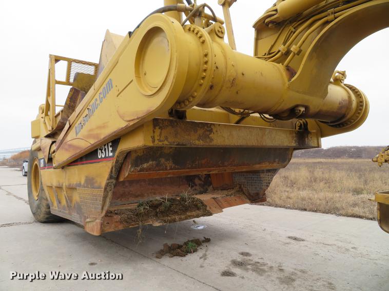 image for item DE5065 1987 Caterpillar 631E conventional scraper