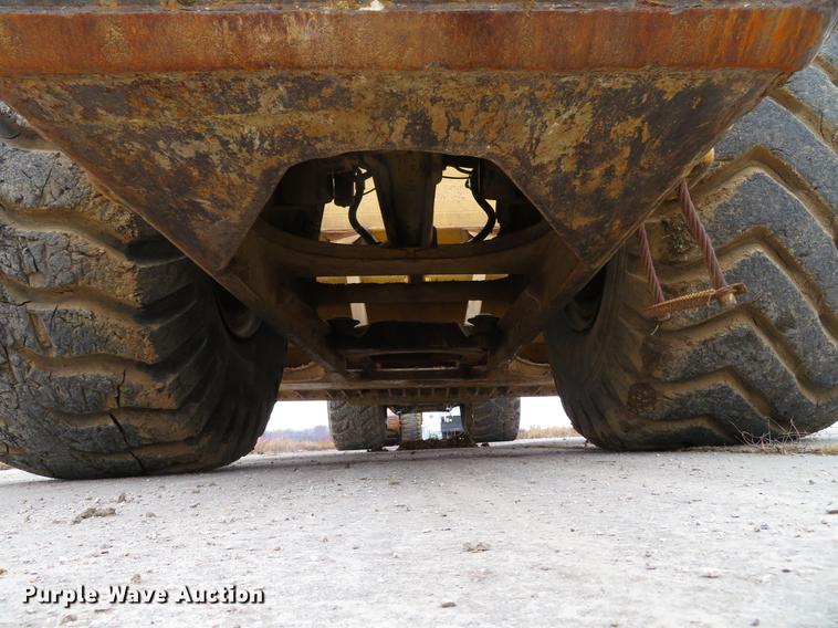 image for item DE5065 1987 Caterpillar 631E conventional scraper