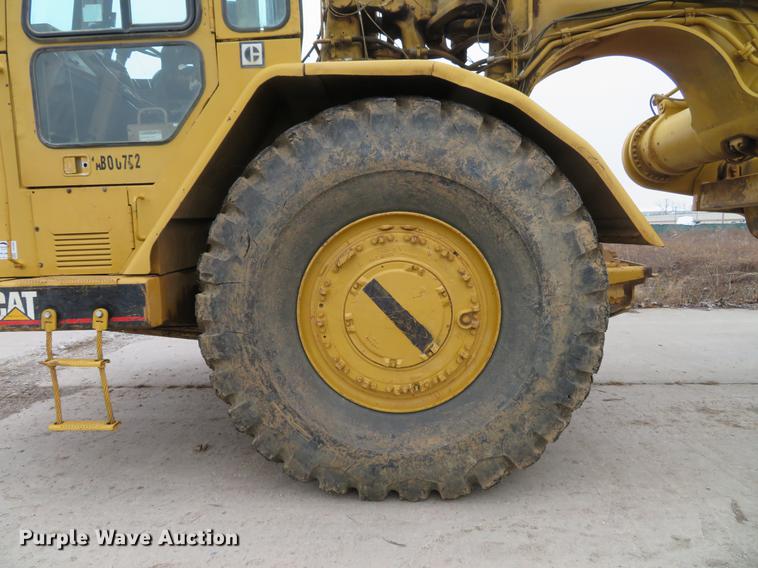 image for item DE5065 1987 Caterpillar 631E conventional scraper