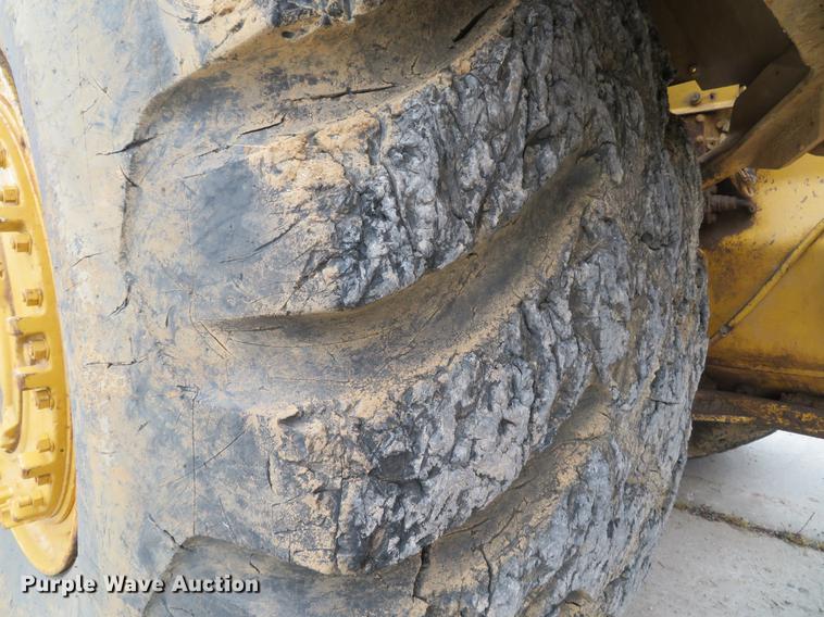 image for item DE5065 1987 Caterpillar 631E conventional scraper