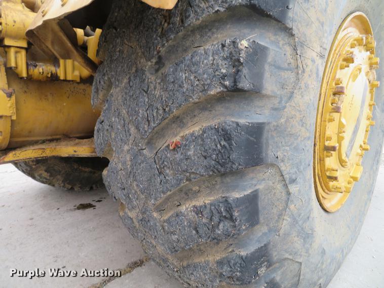 image for item DE5065 1987 Caterpillar 631E conventional scraper