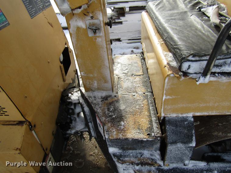 image for item DE5935 1986 Ingersoll Rand DA-30 double drum vibratory compactor