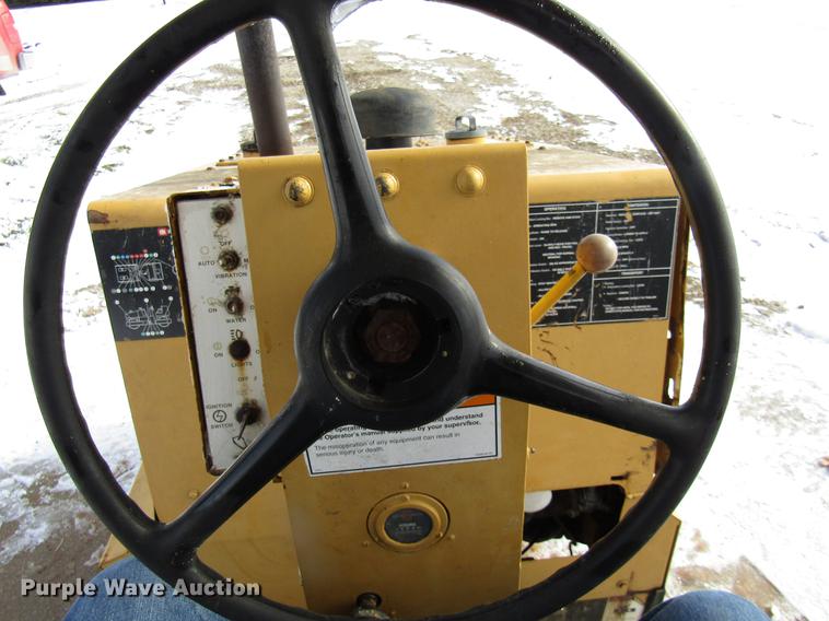 image for item DE5935 1986 Ingersoll Rand DA-30 double drum vibratory compactor