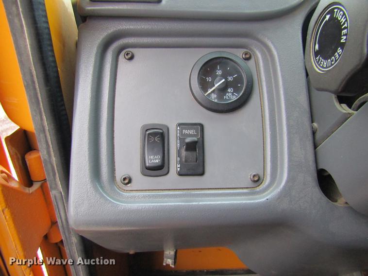 image for item DE5944 2004 Sterling Condor road striper truck