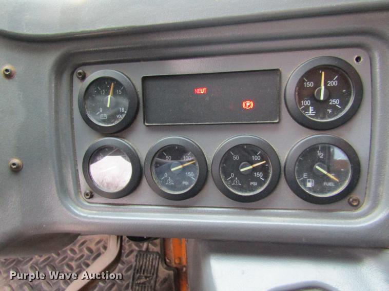 image for item DE5944 2004 Sterling Condor road striper truck