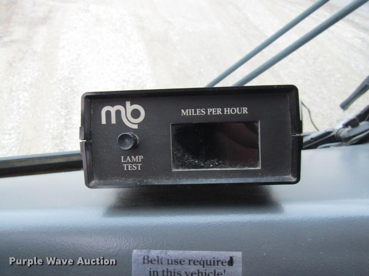 image for item DE5944 2004 Sterling Condor road striper truck