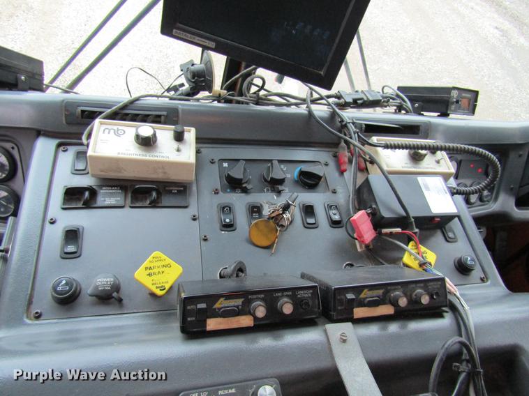 image for item DE5944 2004 Sterling Condor road striper truck