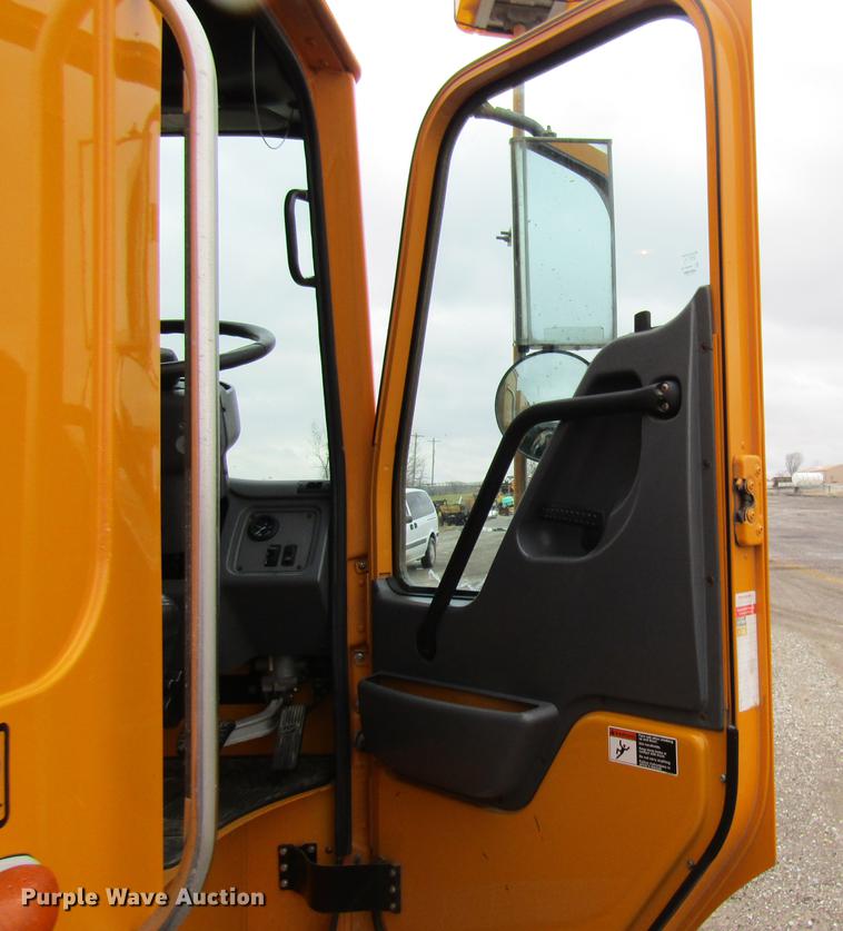 image for item DE5944 2004 Sterling Condor road striper truck