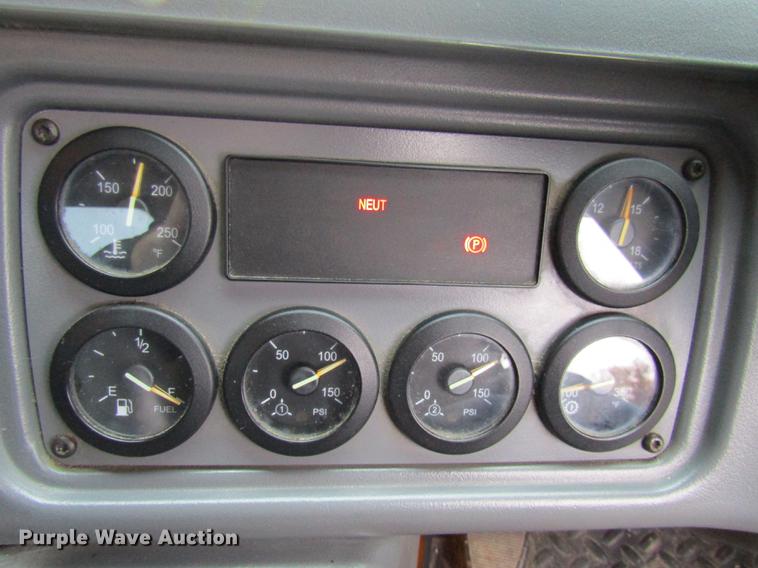 image for item DE5944 2004 Sterling Condor road striper truck