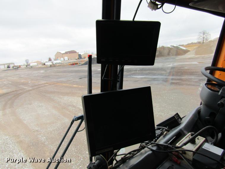 image for item DE5944 2004 Sterling Condor road striper truck