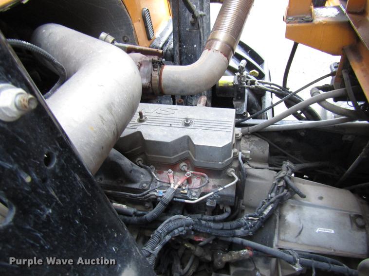 image for item DE5944 2004 Sterling Condor road striper truck