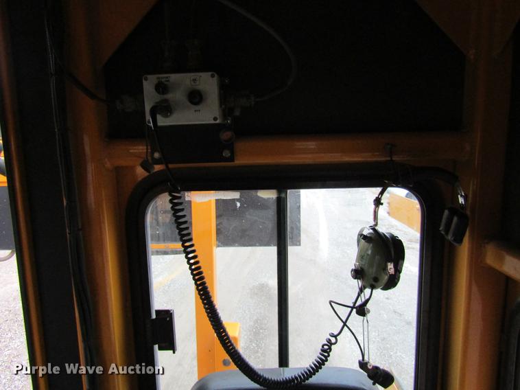 image for item DE5944 2004 Sterling Condor road striper truck