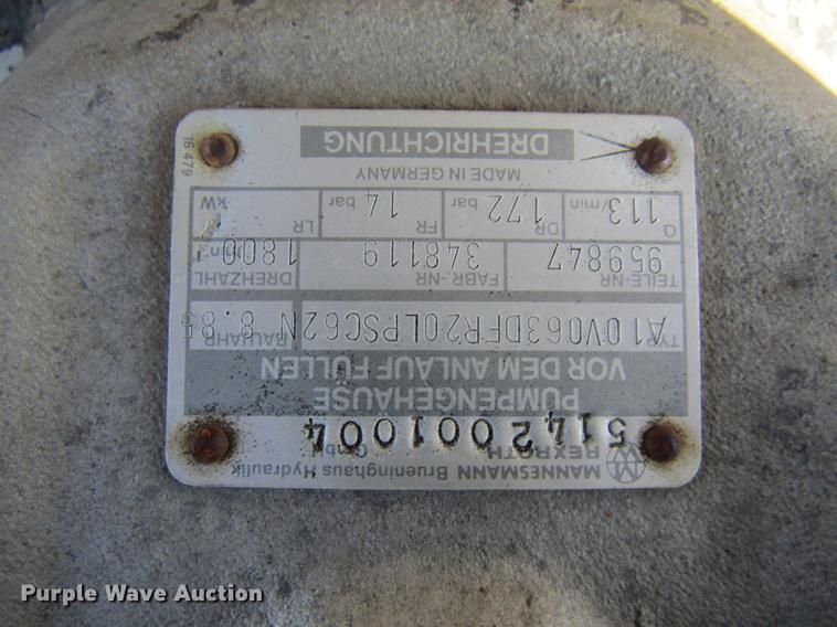 image for item DE5948 1990 Ford LT8000 dump truck