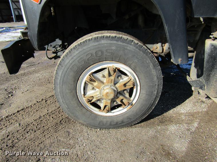 image for item DE5948 1990 Ford LT8000 dump truck