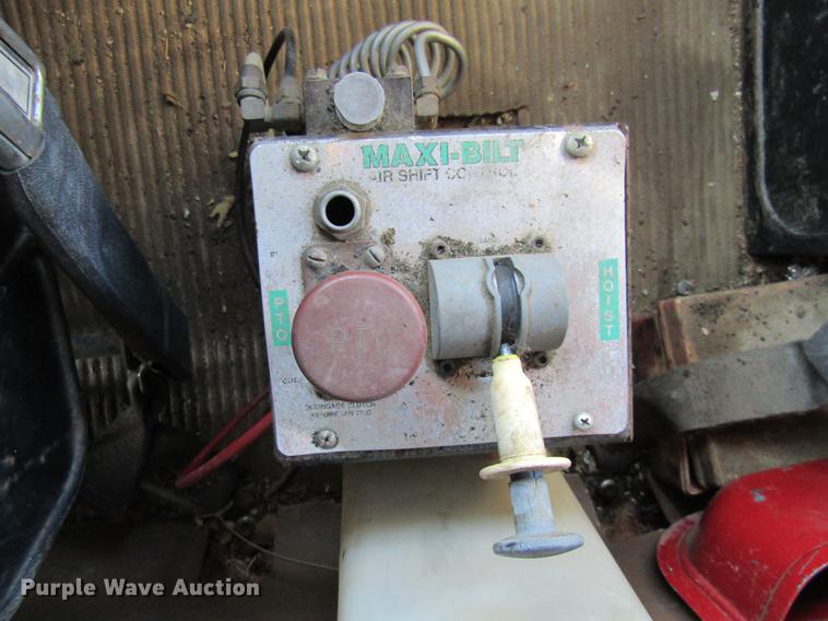 image for item DE5949 1988 Ford LT8000 dump truck