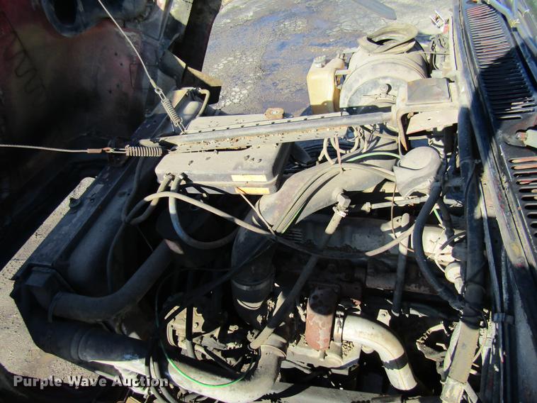 image for item DE5949 1988 Ford LT8000 dump truck