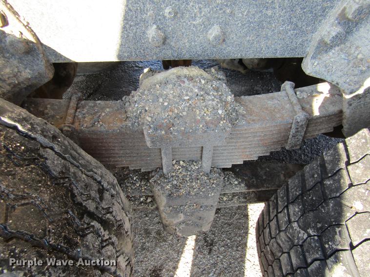 image for item DE5949 1988 Ford LT8000 dump truck