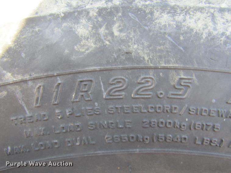 image for item DE5949 1988 Ford LT8000 dump truck