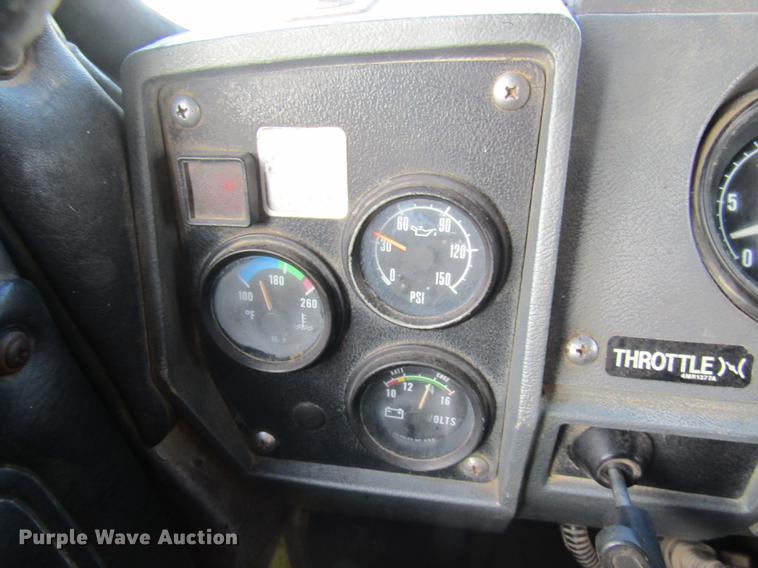 image for item DE5950 1991 Mack RD690S dump truck