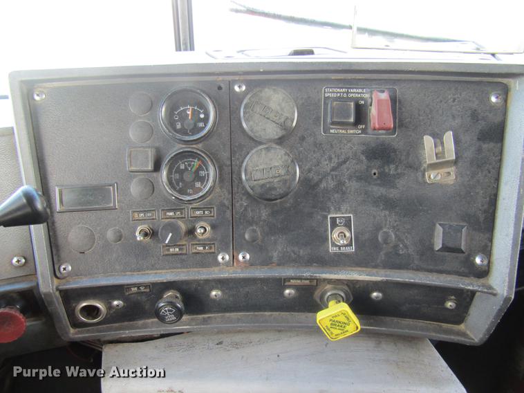 image for item DE5950 1991 Mack RD690S dump truck