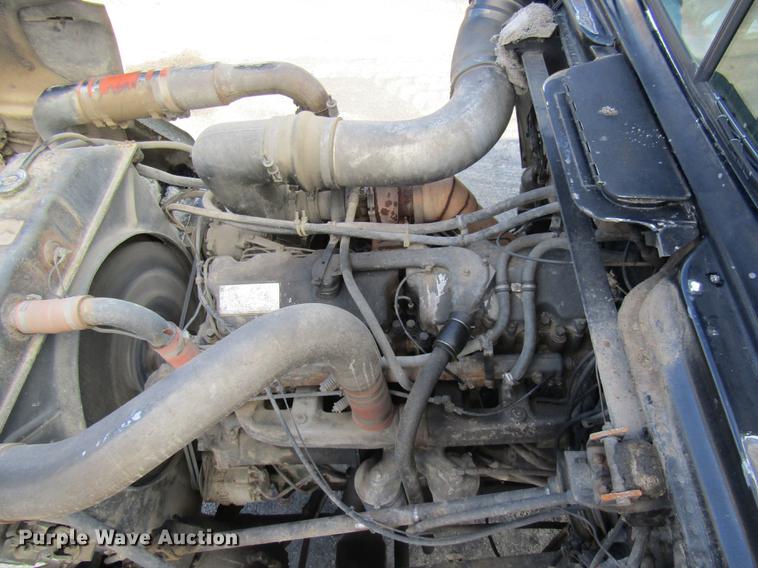 image for item DE5950 1991 Mack RD690S dump truck