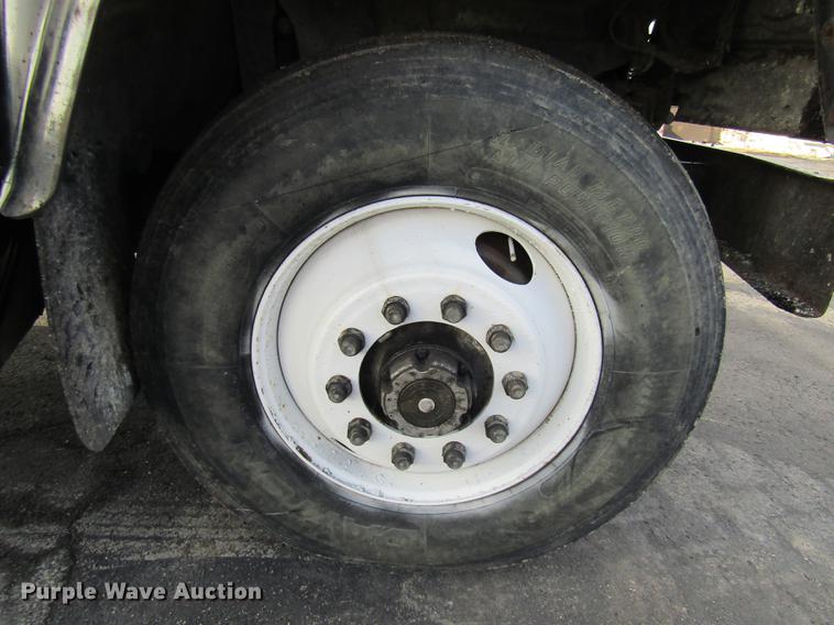 image for item DE5950 1991 Mack RD690S dump truck