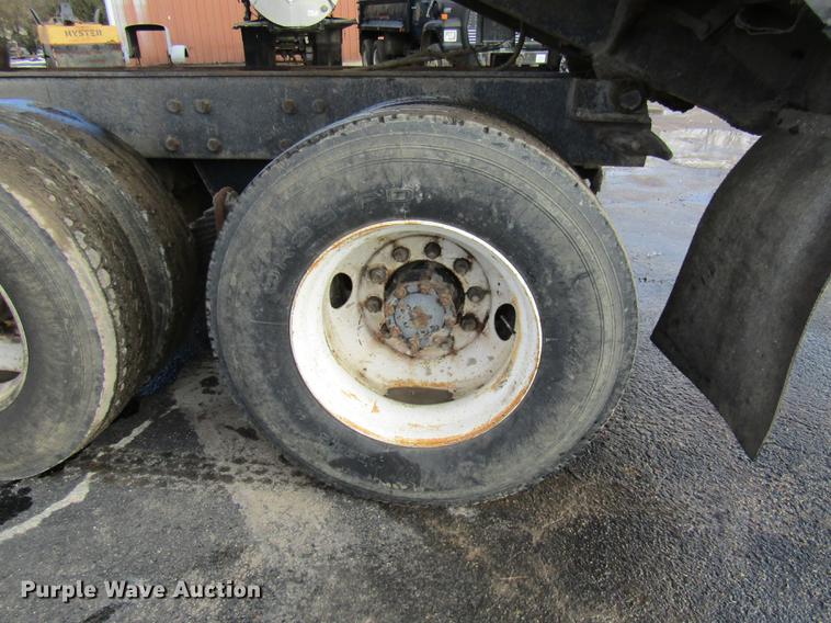 image for item DE5950 1991 Mack RD690S dump truck