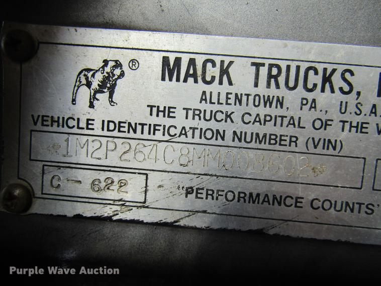 image for item DE5950 1991 Mack RD690S dump truck