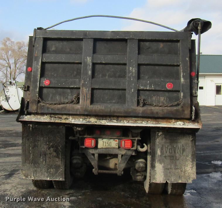 image for item DE5951 1991 Mack RD690S dump truck