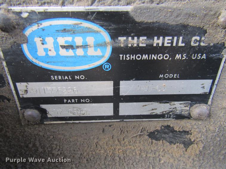 image for item DE5951 1991 Mack RD690S dump truck