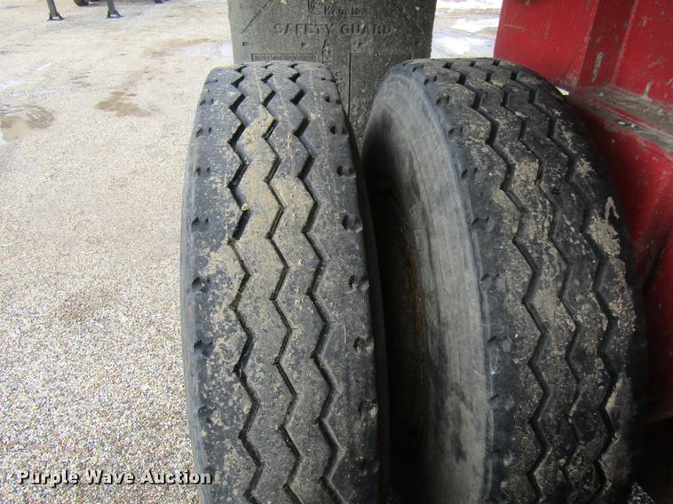 image for item DE5954 1976 Schien end dump trailer