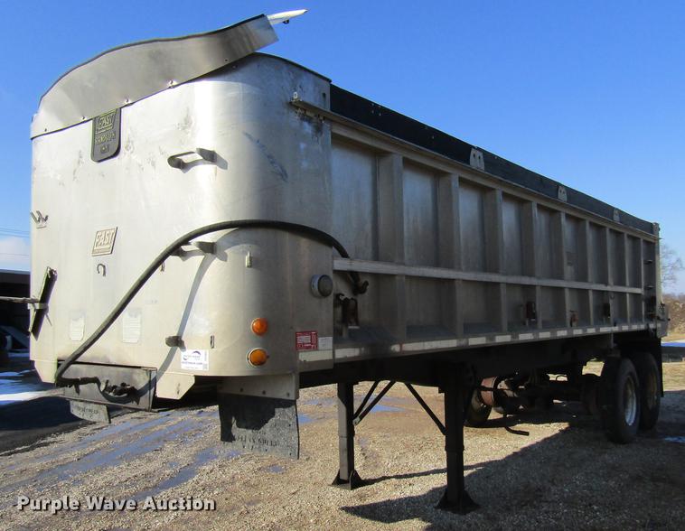 image for item DE5955 1994 East end dump trailer