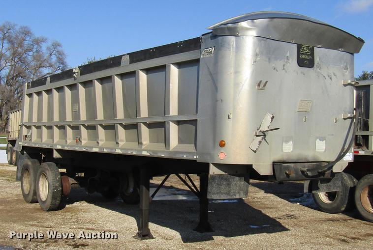 image for item DE5955 1994 East end dump trailer