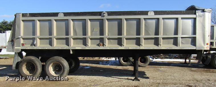 image for item DE5955 1994 East end dump trailer