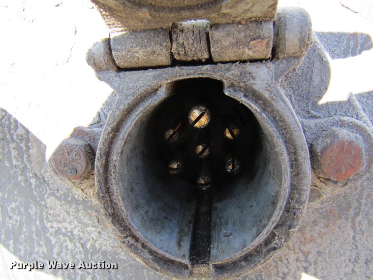 image for item DE5955 1994 East end dump trailer