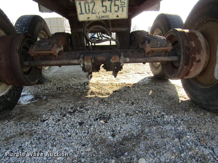 image for item DE5955 1994 East end dump trailer