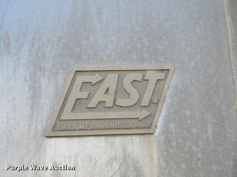 image for item DE5955 1994 East end dump trailer