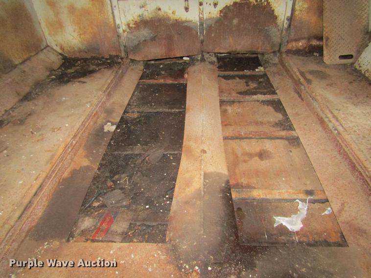 image for item DE5956 Cedarapids BSF531 paver